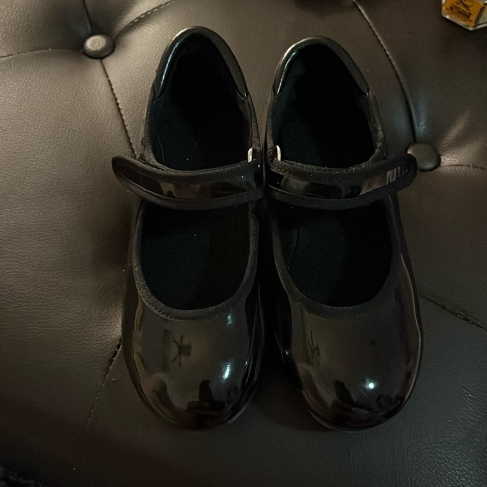 Toddler tap shoes